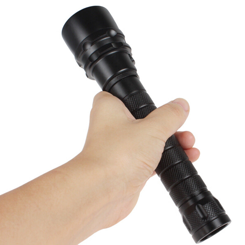 Rechargeable deep-diving flashlight