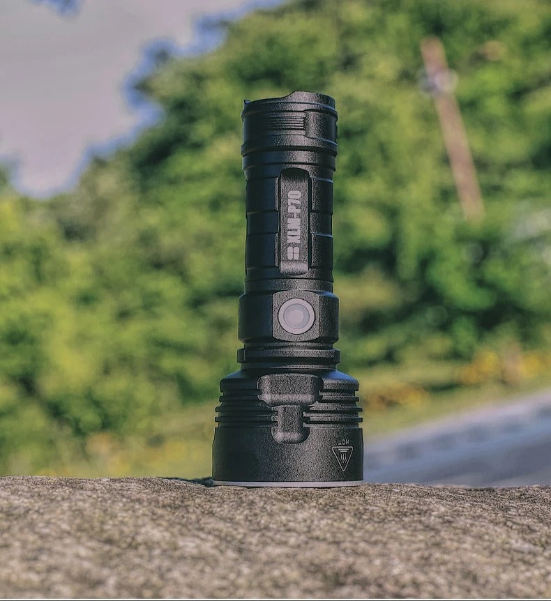 Strong Flashlight Focusing Led